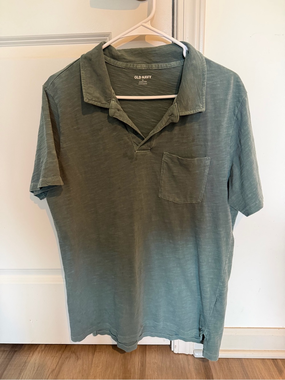 Men’s NWOT old navy polo